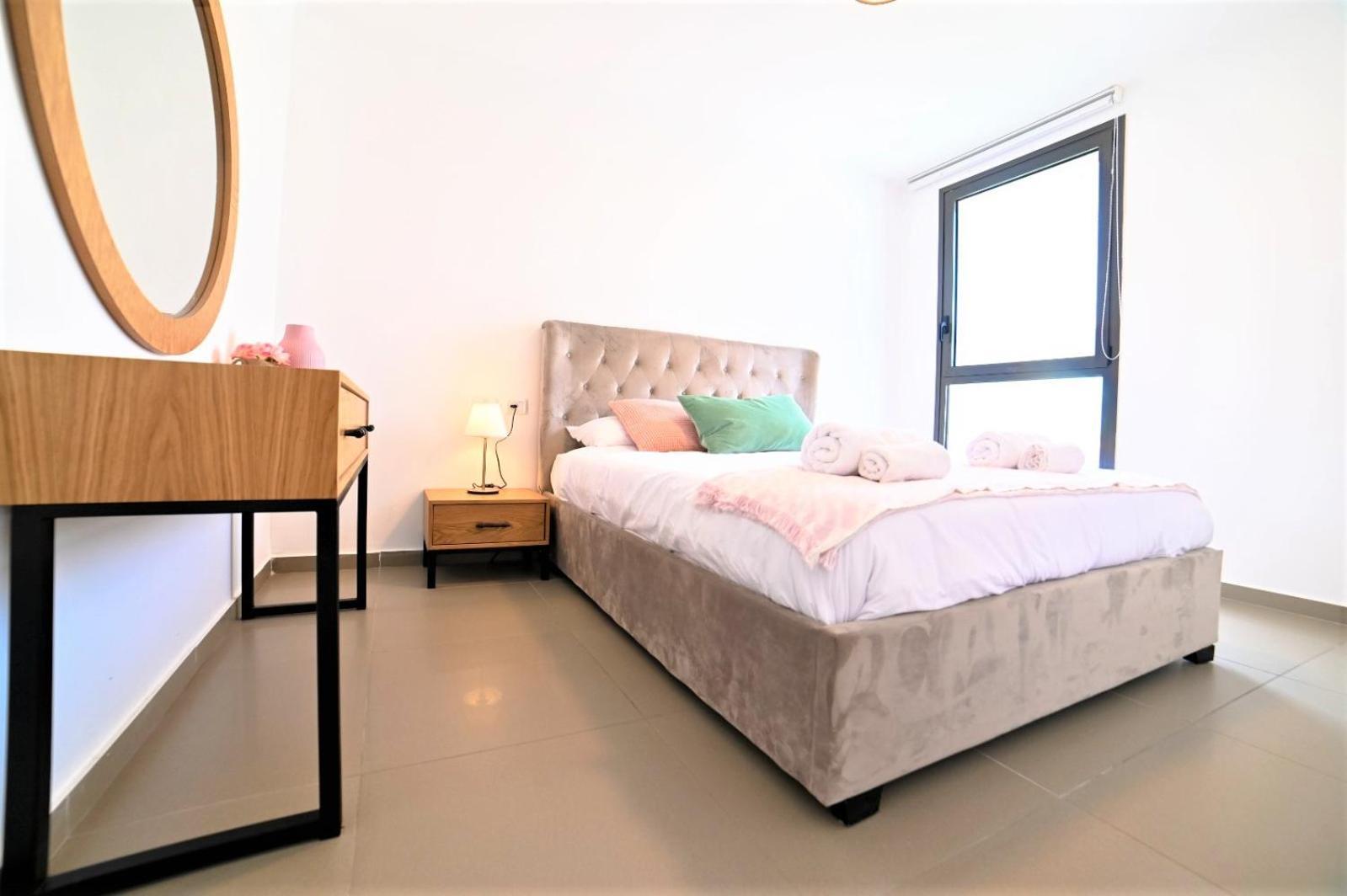 Yalarent Migdalor Apartments With Sea Views 티베리아 외부 사진